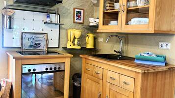 Réfrigérateur, four, plaque de cuisson, lave-vaisselle