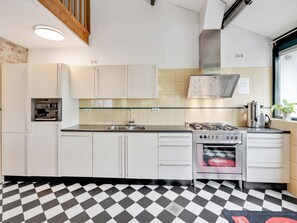 Microonde, forno, lavastoviglie, macchina per tè/caffè