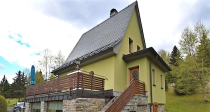 Mountain Hideaway in Wildenthal