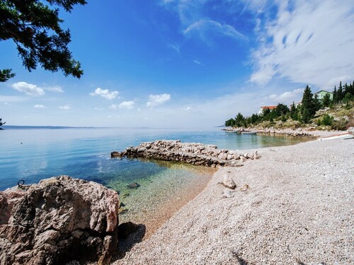 Luxury Apartment with heated pool in Starigrad