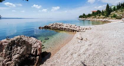 Luxury Apartment with heated pool in Starigrad