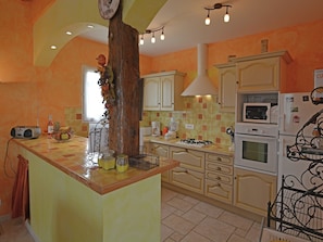 Microwave, oven, dishwasher