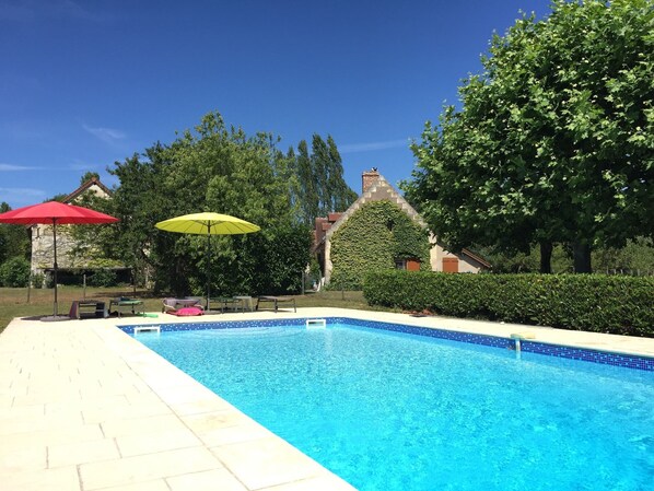 Pool - Comfortable holiday home with swimming pool (Montrichard)
