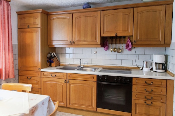 Microonde, forno, piano cottura, macchina per tè/caffè