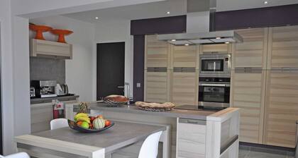 Komfortables Ferienhaus mit privatem Pool