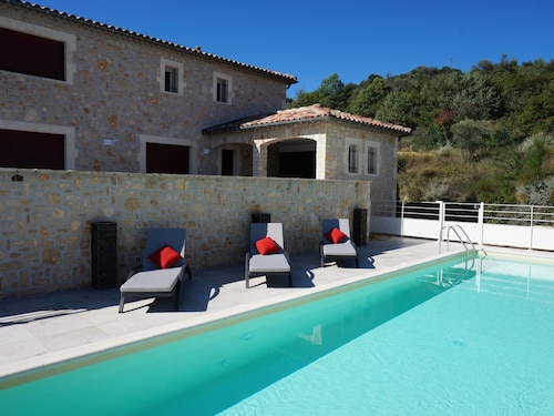 Maison de vacances avec piscine privée
