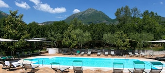 Holiday Home in San Cipriano with Pool