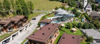 Scenic Alpine Chalet in Wald im Pinzgau
