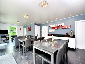 Dining - Luxurious Home with Sauna (Somme-Leuze)