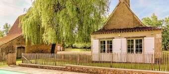 Family Mansion with Pool