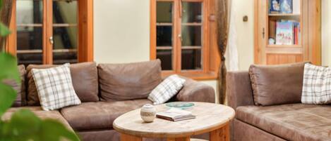 TV, fireplace, DVD player, table football