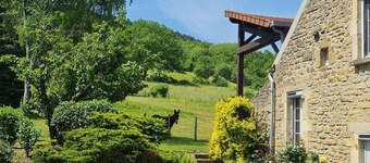 Holiday Home Vault-de-Lugny near Forest