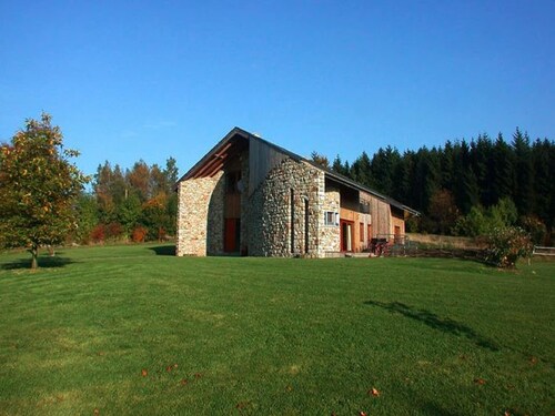 Large Home with Sauna, Ovifat