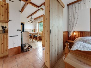 2 bedrooms
