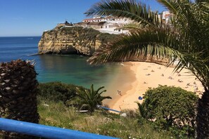 Beach nearby - Modern villa with swimming pool near Carvoeiro (Carvoeiro)