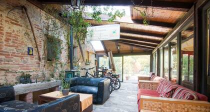 Farmhouse by Lake Trasimeno with Pool