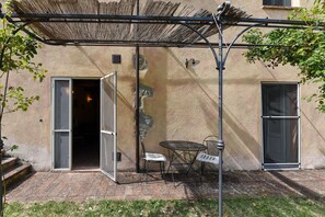 Outdoor dining - Belvilla by OYO Macetona - Suite (Celle sul Rigo)