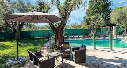 Villa in Mouans-Sartoux mit Pool & Strand