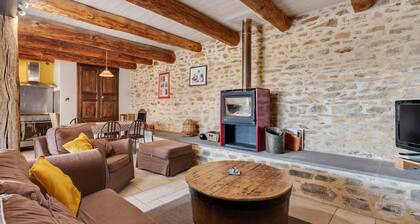 Maison Ă Auvergne proche ChĂąteau Lespinasse