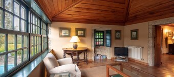 Cozy Mansion in Ponte de Lima with Swimming Pool