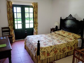 3 bedrooms, internet - Cozy Mansion in Ponte de Lima with Swimming Pool (Santa Cruz do Lima, Ponte de Lima)