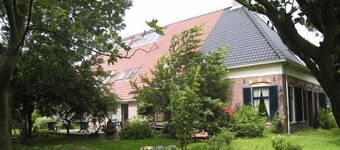 Authentic Farmhouse in Pingjum with Hot Tub