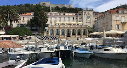 Gemütliche Villa in Hvar mit privatem Pool