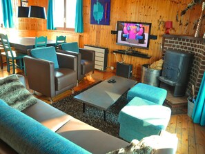 Flat-screen TV, video games, DVD player