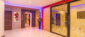 The Nice Hotel