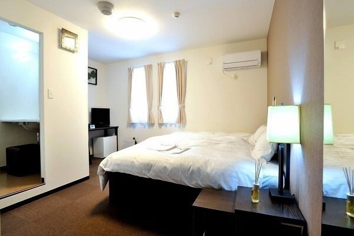 Chambre Double, non-fumeurs (Accommo) | Bureau, Wi-Fi gratuit