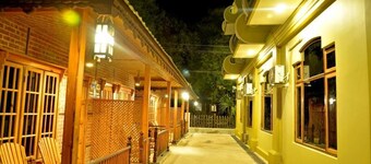 Golden Guest Hotel