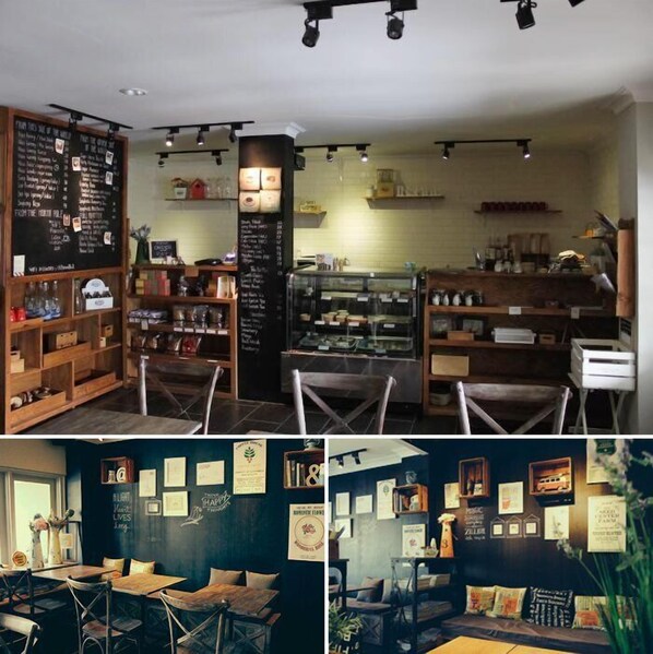 Daily cooked-to-order breakfast (IDR 70000 per person) - Cottonwood Bed & Breakfast House (Bandung)