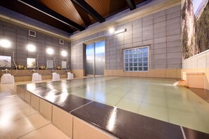 室内 SPA 浴缸