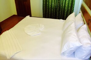 Double Room | Premium bedding, minibar, desk, iron/ironing board