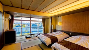 ห้องสแตนดาร์ด, ปลอดบุหรี่ (Japanese Modern with Bath) | ตู้นิรภัยในห้องพัก, เตารีด/โต๊ะรีดผ้า, Wi-Fi ฟรี