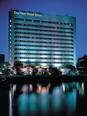 Exterior - Day Nice Hotel Tokyo (Tokyo)