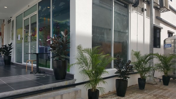 Exterior - 9 Square Hotel - Sri Kembangan (Seri Kembangan)