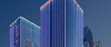 Façade de lâhĂ©bergement - soirĂ©e/nuit