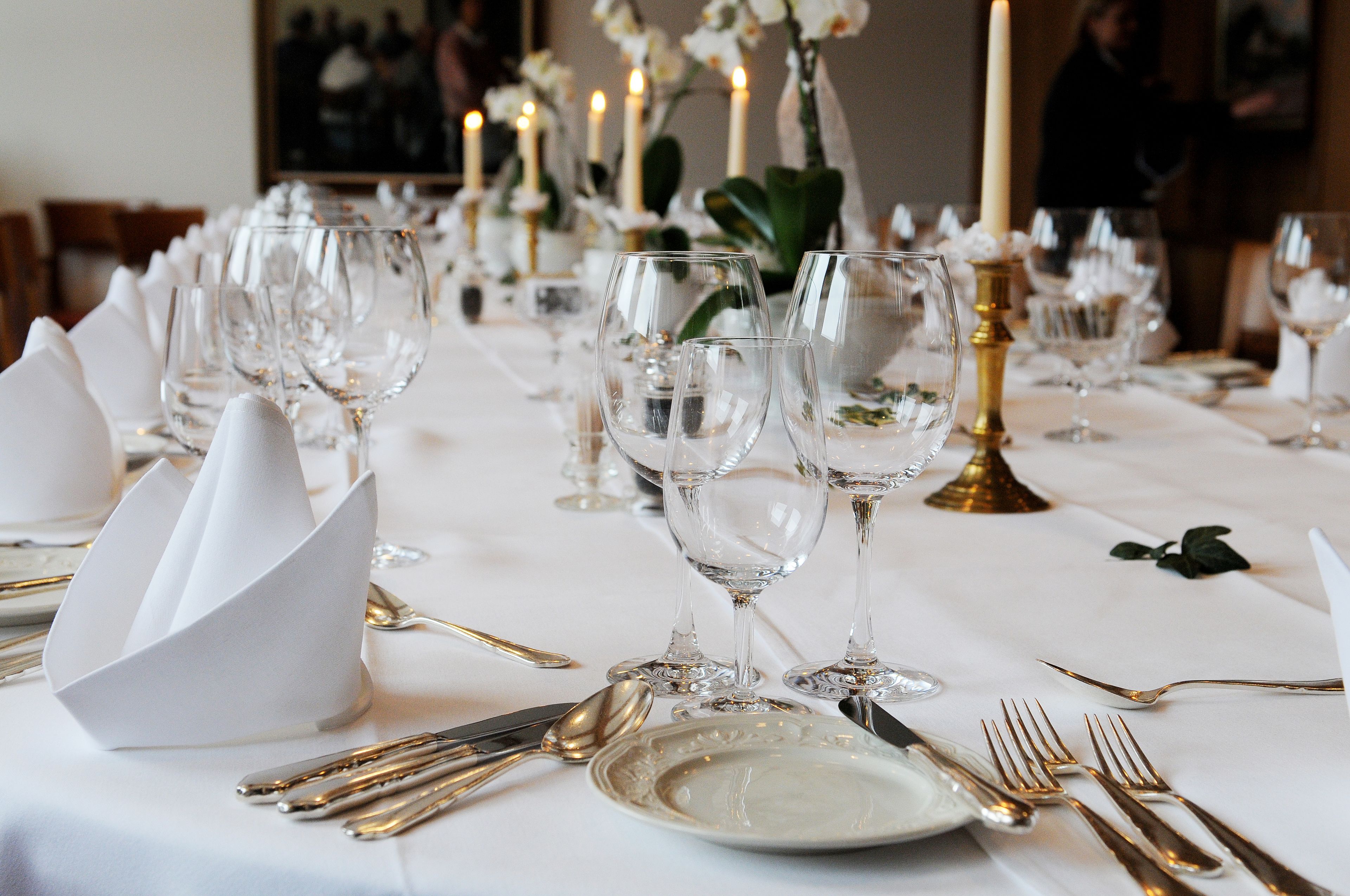 2 restaurants, regional cuisine