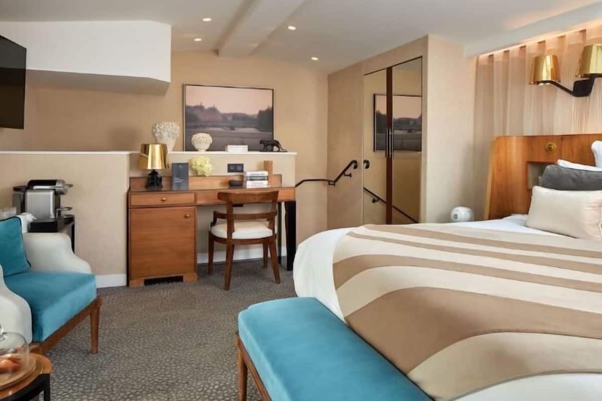 Lakens van Egyptisch katoen, luxe beddengoed, een minibar