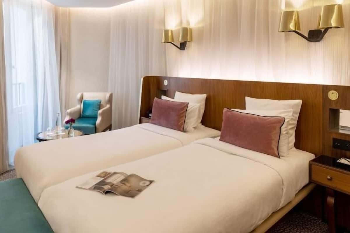 Lakens van Egyptisch katoen, luxe beddengoed, een minibar
