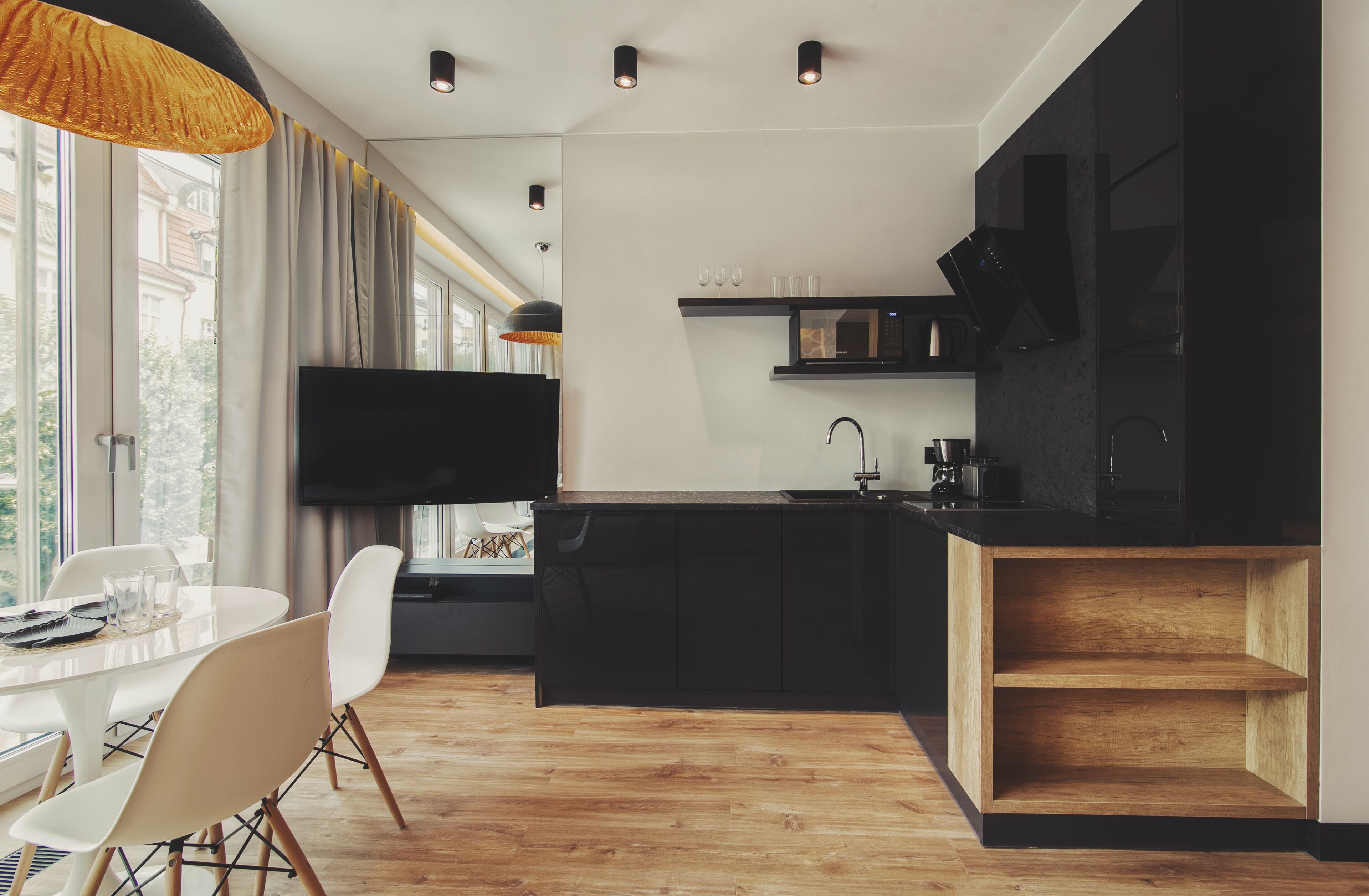 Executive Apartment | Private kitchen | Fridge, espresso maker, coffee/tea maker, electric kettle