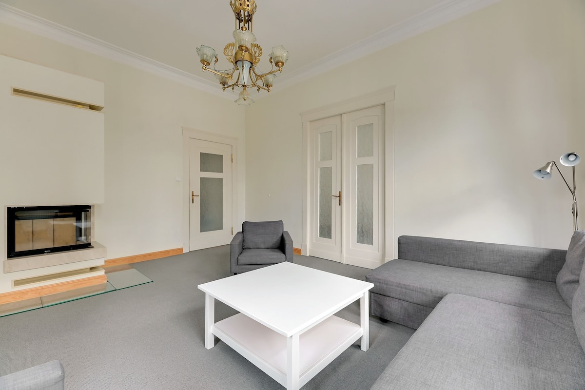 Deluxe Apartment, 2 Bedrooms, Kitchen (Parkowa 41) | Living room | Flat-screen TV