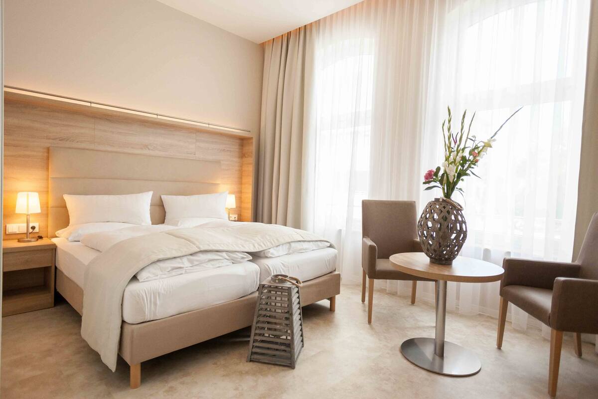 superior double room | in-room safe, soundproofing, iron/ironing board, rollaway beds