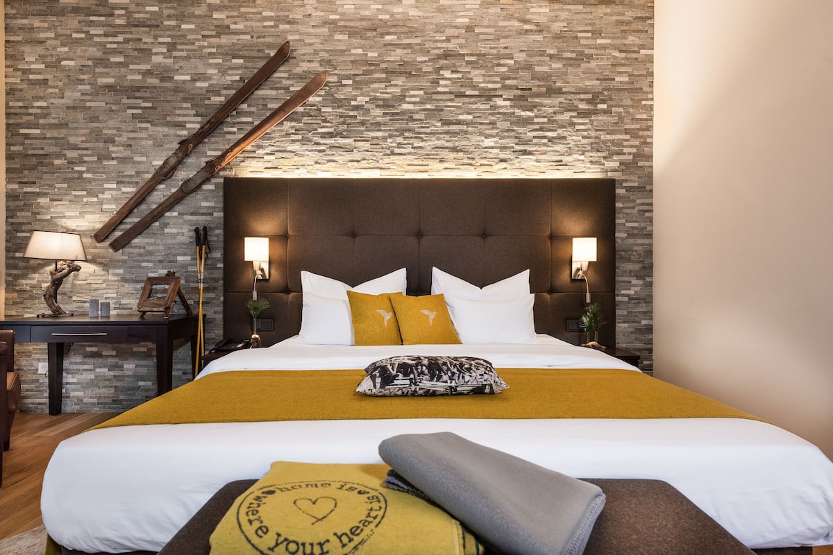 double room (nordkette) | premium bedding, minibar, in-room safe, desk