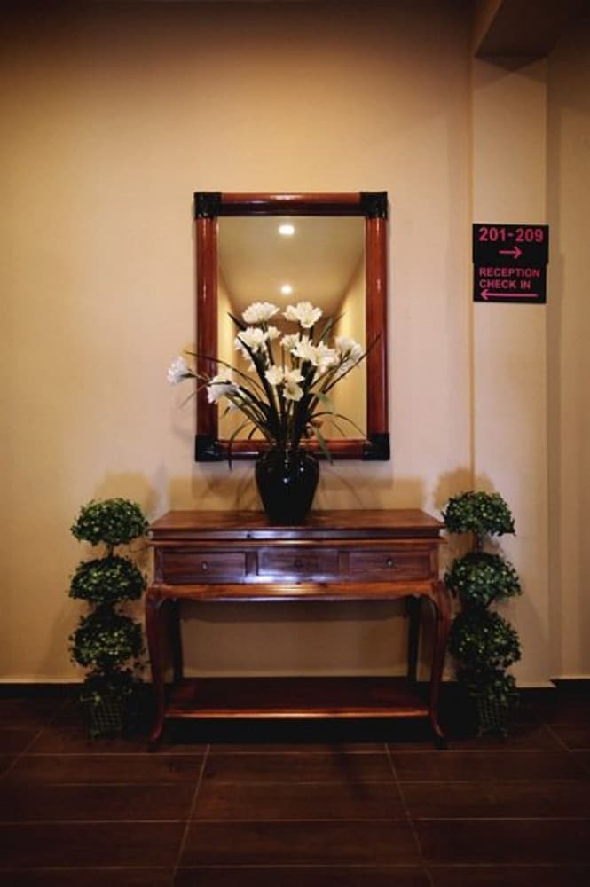 Hotel Eden54 by null