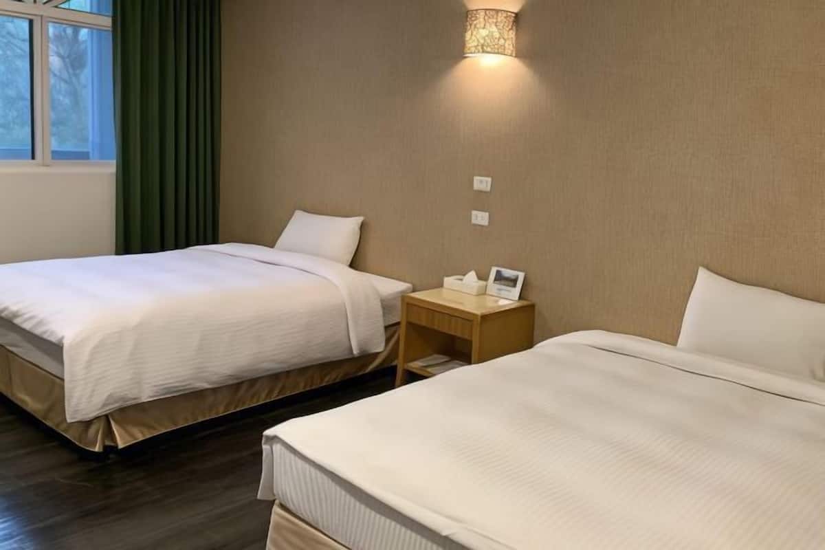 Verduisterende gordijnen, gratis wifi, beddengoed