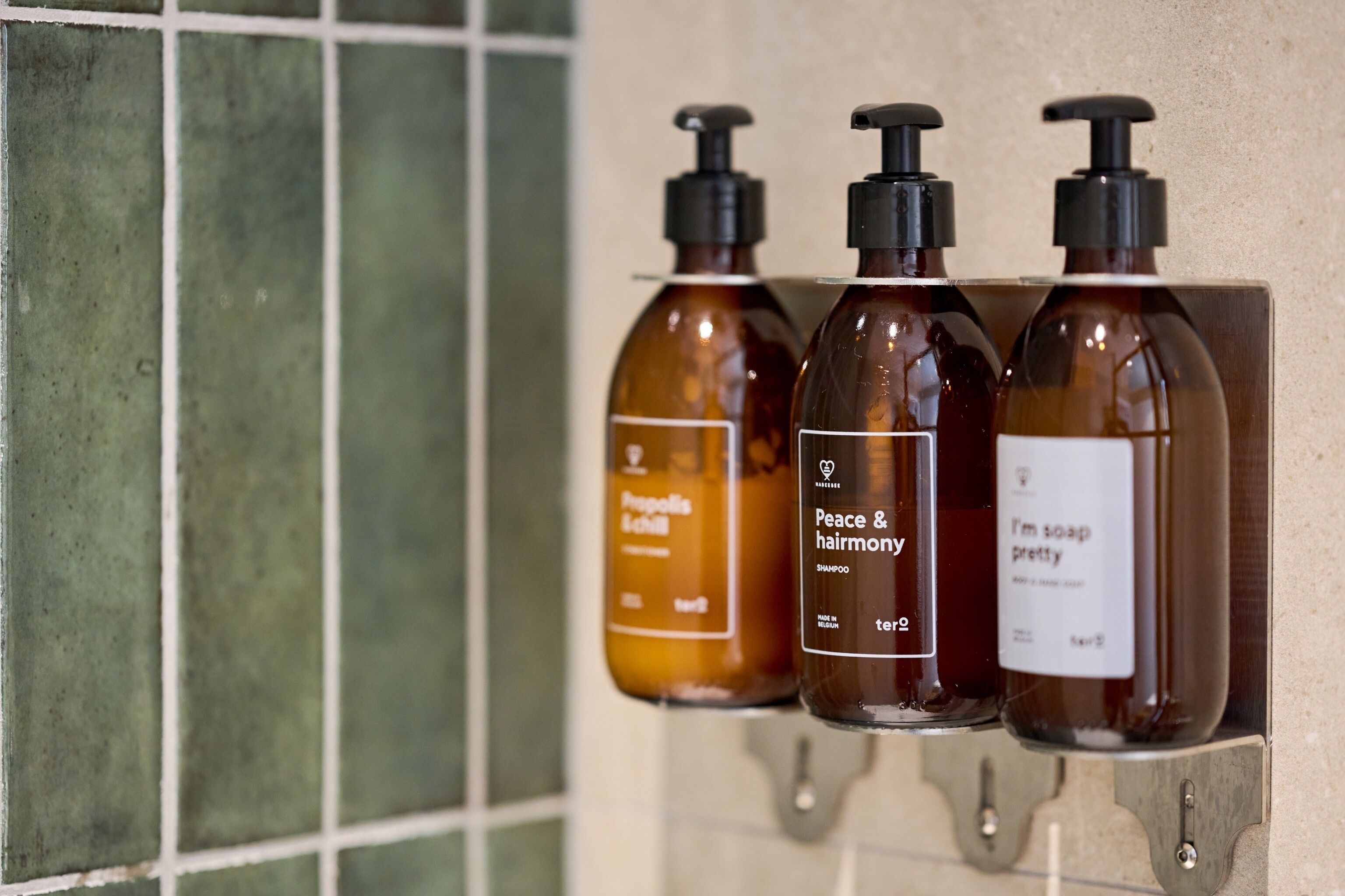 double room, garden view | bathroom | free toiletries, bathrobes, slippers, towels