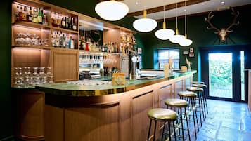 Bar (in der Unterkunft)