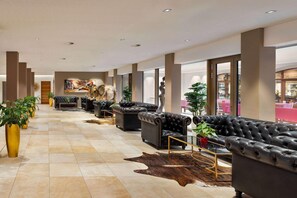 Lobby - AMEDIA Plaza Dresden (Dresden)